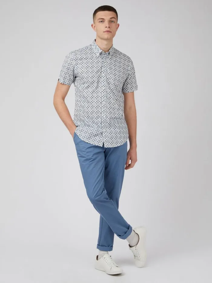 Ben Sherman Short Sleeve Shirts Men Mod Geo Print ShortSleeve Shirt 8211 Light Blue Ben Sherman Short Sleeve Shirts Men Mod Geo Print ShortSleeve Shirt 8211 Light Blue