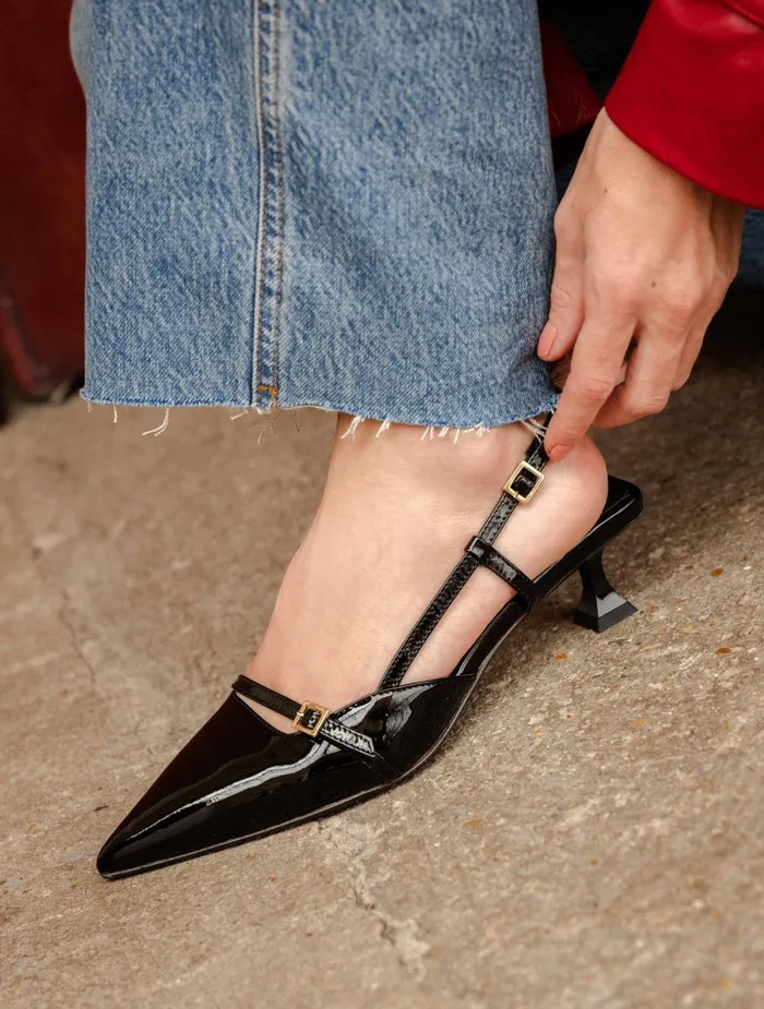 Bobbies Pumps and Mary Janes Reem Lacquered Black 8211 Women