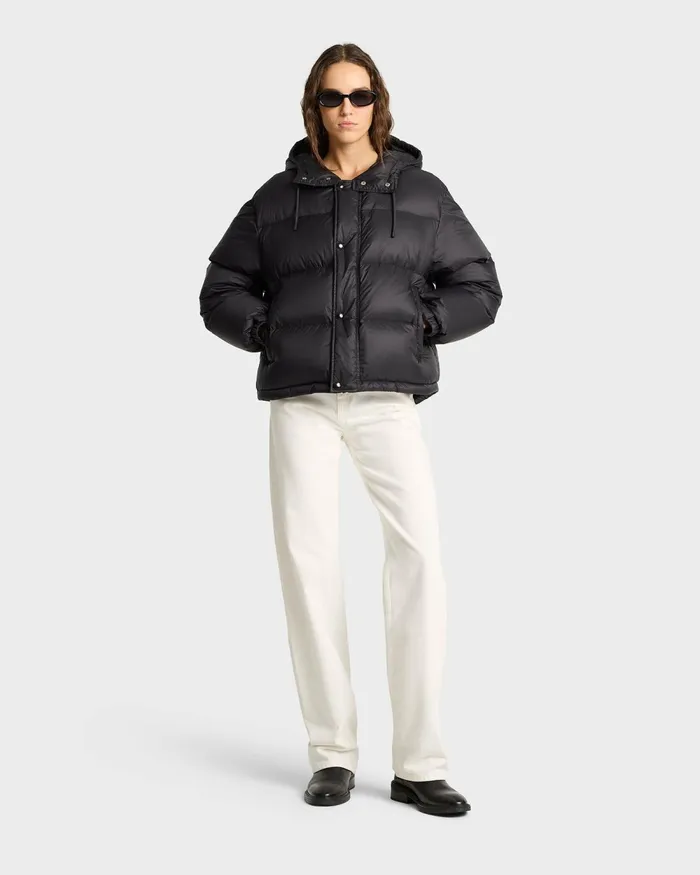 Coats Women Sporty and Rich Running Woman Puffer Jacket 8211 Black