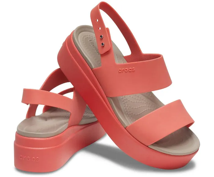 Crocs Crocs Brooklyn Low Wedge Spicy Orange Spicy Orange Womens Sandals