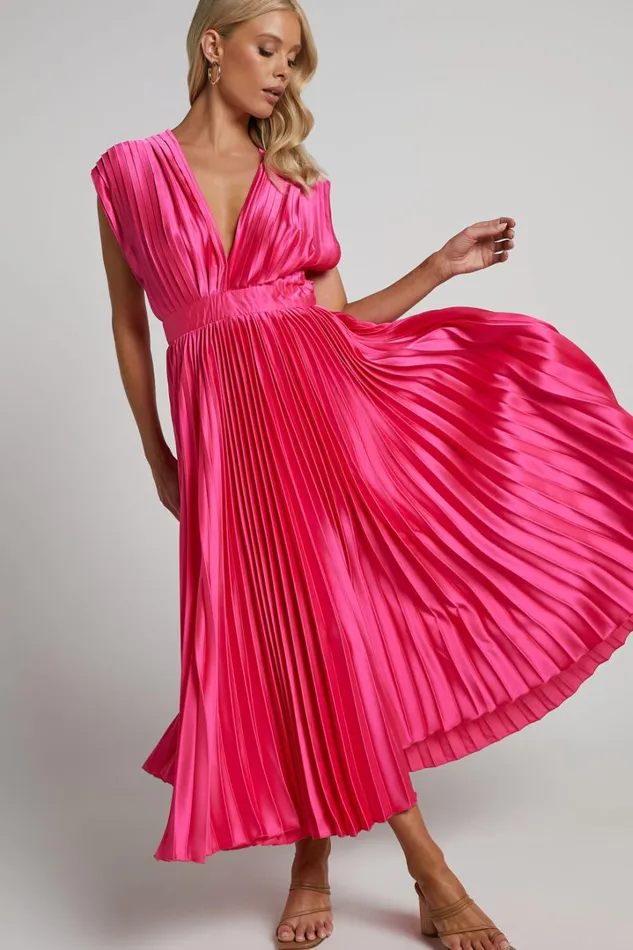 Della Midi Dress 8211 Plunge Neck Short Sleeve Pleated Dress In Hot Pink Women Showpo Dresses Della Midi Dress 8211 Plunge Neck Short Sleeve Pleated Dress In Hot Pink Women Showpo Dresses