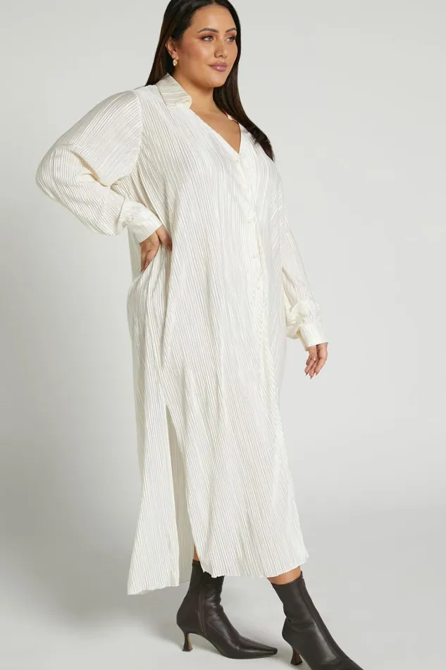 Donelli Midi Dress 8211 Plisse Oversized Collared Shirt Dress In Cream Women Showpo Curve Clothes
