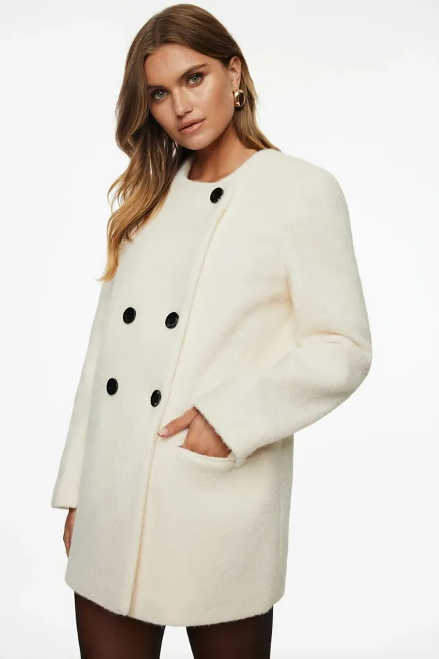 Dynamite Coats and Jackets Women Boucl Double Breasted Coat Beige