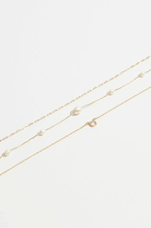 Dynamite Necklaces Women 3Pack Pearl and Cushion Gem Necklace White