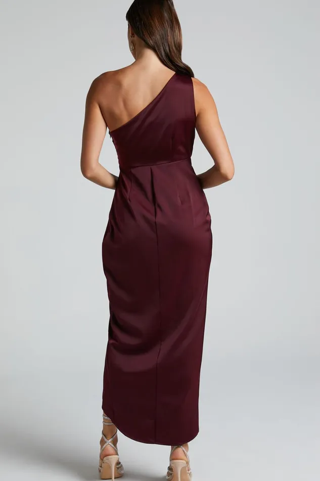 Felt So Happy Midi Dress 8211 One Shoulder Drape Dress In Wine Women Showpo Curve Clothes
