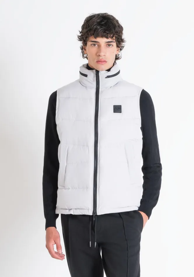 Field Jackets And Coats Men Antony Morato Light Colour Regular Fit Sleeveless Down Jacket With Dupont Sorona Synthetic Padding Ice Field Jackets And Coats Men Antony Morato Light Colour Regular Fit Sleeveless Down Jacket With Dupont Sorona Synthetic Padding Ice