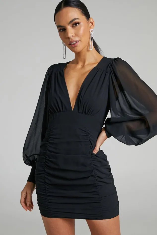 Hollis Mini Dress 8211 Ruched Long Sleeve Plunge Neck Dress In Black Women Showpo Curve Clothes Hollis Mini Dress 8211 Ruched Long Sleeve Plunge Neck Dress In Black Women Showpo Curve Clothes