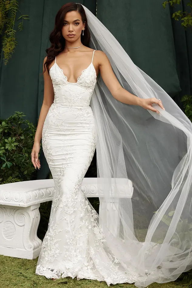 House Of CB SoleneWhite Lace Bridal Gown White Women Maxi Dresses