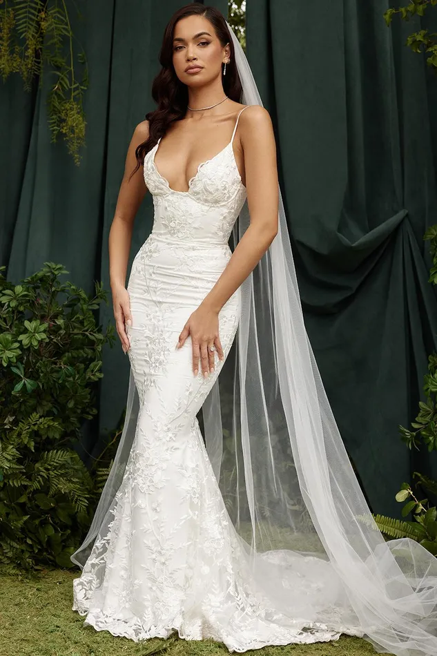 House Of CB SoleneWhite Lace Bridal Gown White Women Maxi Dresses