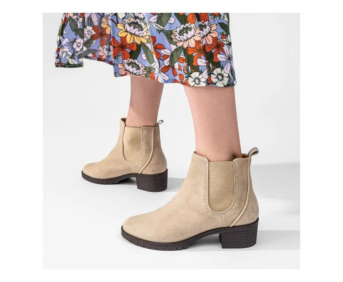Hush Puppies Boots Women Hadley Chelsea Boot Cognac Leather Hush Puppies Boots Women Hadley Chelsea Boot Cognac Leather