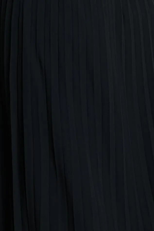 Jodie Midi Dress 8211 Pleated Chiffon Ruched Bust Midi Dress In Black Women Showpo Dresses