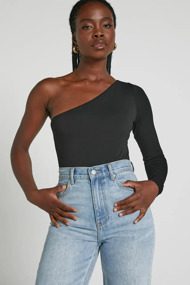 Khanley Bodysuit 8211 One Shoulder Long Sleeve Bodysuit In Black Women Showpo Basics