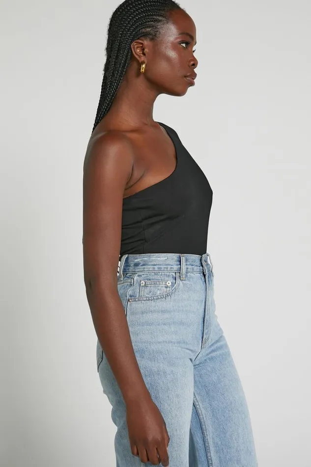 Khanley Bodysuit 8211 One Shoulder Long Sleeve Bodysuit In Black Women Showpo Basics