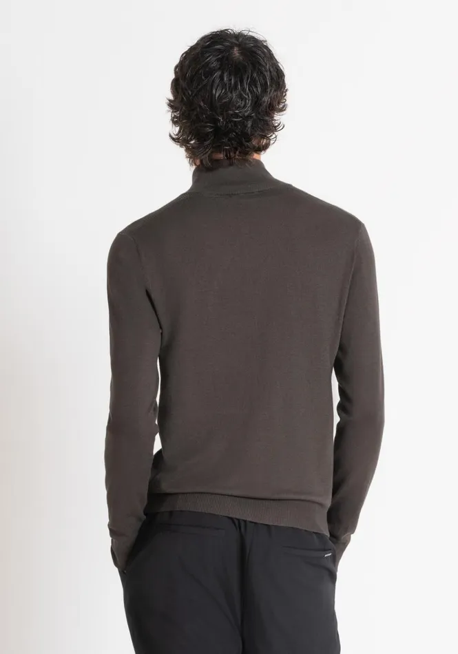 Knitwear Men Antony Morato Slim Fit Sweater In Viscose Blend With Zip And Rubberised Logo Dark Olive Green