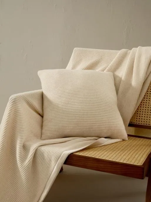 Lilysilk Cashmere Throw With Silk Edging WomenHome Pillows Knitwear