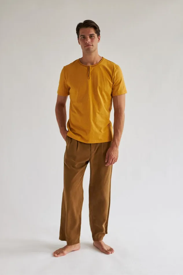 Men Hendrick 8211 Honey Mustard TWOTHIRDS TShirts