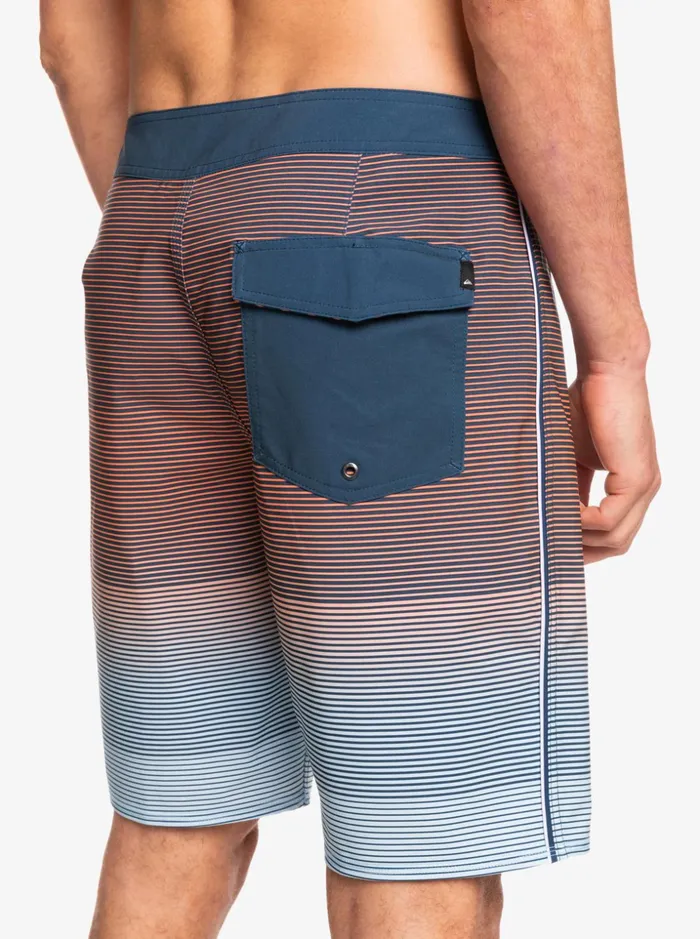 Men Quiksilver Boardshorts SurfSilk Massive 20034 Boardshorts Insignia Blue Men Quiksilver Boardshorts SurfSilk Massive 20034 Boardshorts Insignia Blue