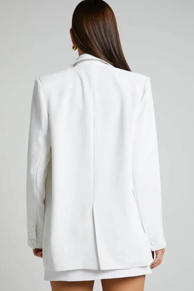Michelle Blazer 8211 Oversized Plunge Neck Button Up Blazer In White Women Showpo Blazers