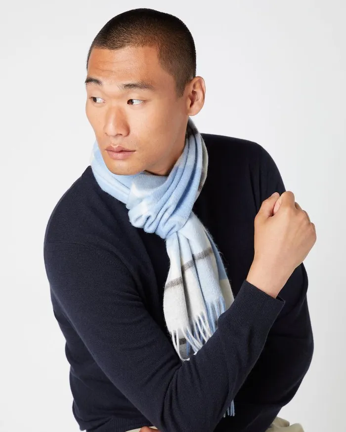 NPeal Cashmere Scarves WomenMen Unisex Cashmere Check Scarf Blue Check