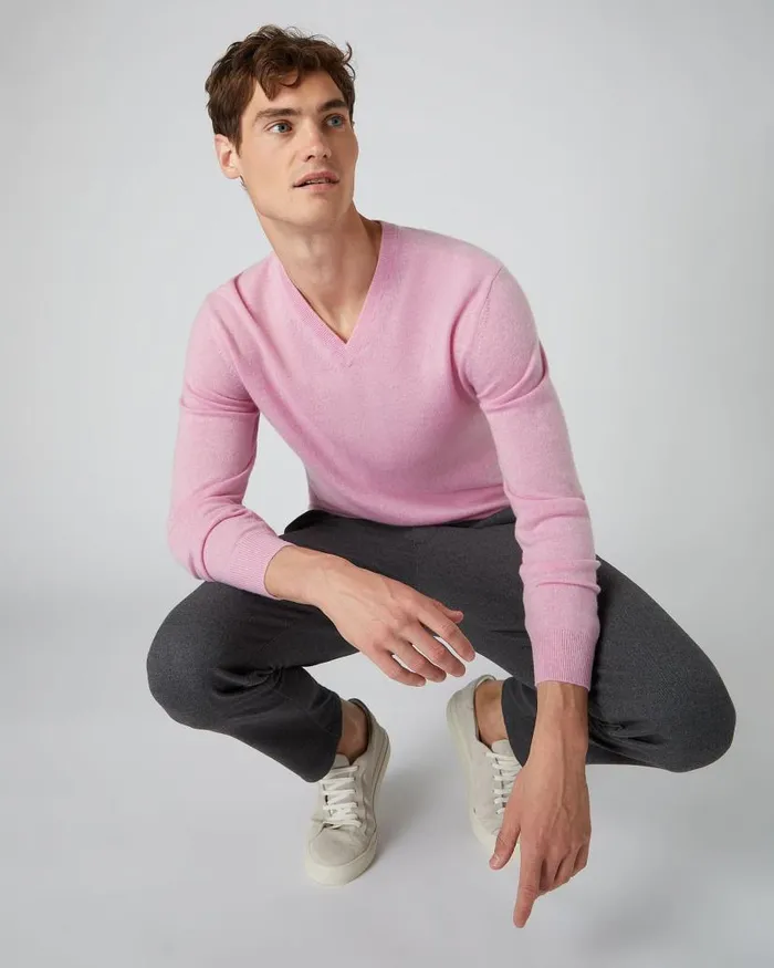 NPeal Jumpers Men Burlington V Neck Cashmere Jumper Flamingo Pink