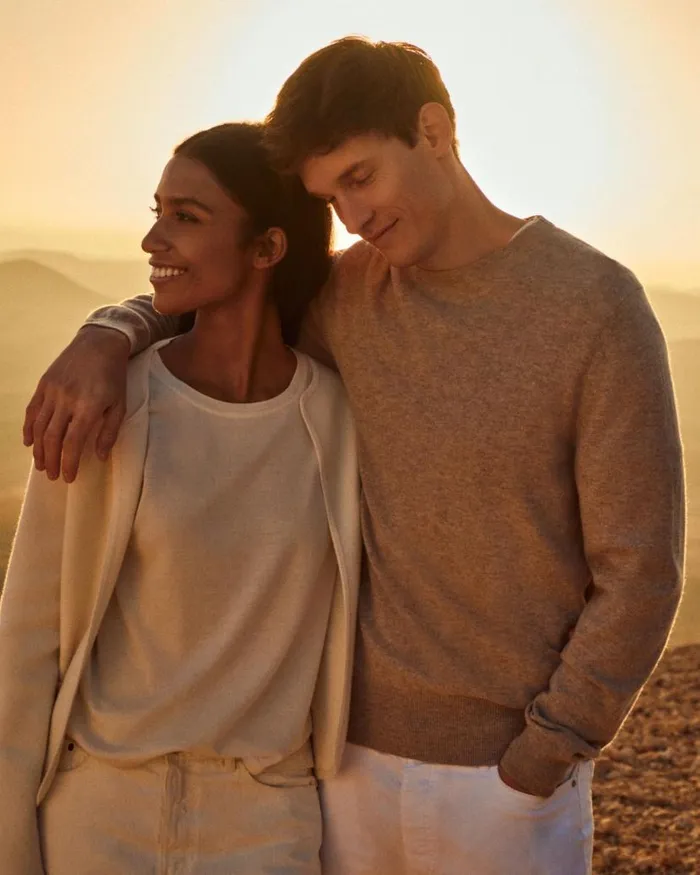 NPeal Jumpers Men Oxford Round Neck Cashmere Jumper Oatmeal Brown
