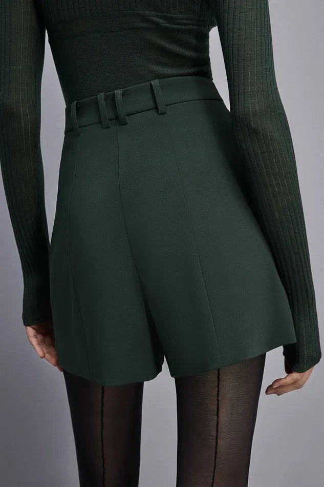 Patrizia Pepe Essential Crepe Shorts Green Tuscany Green Apparel Shorts
