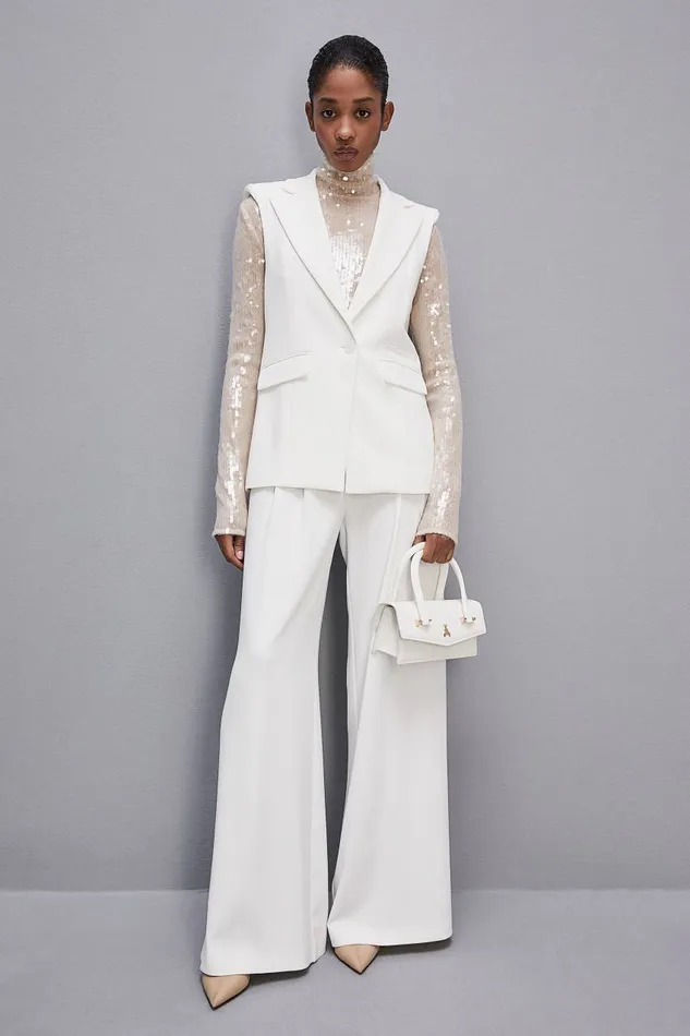 Patrizia Pepe Fluid Twill Sleeveless Vest White Bianco Apparel Blazers