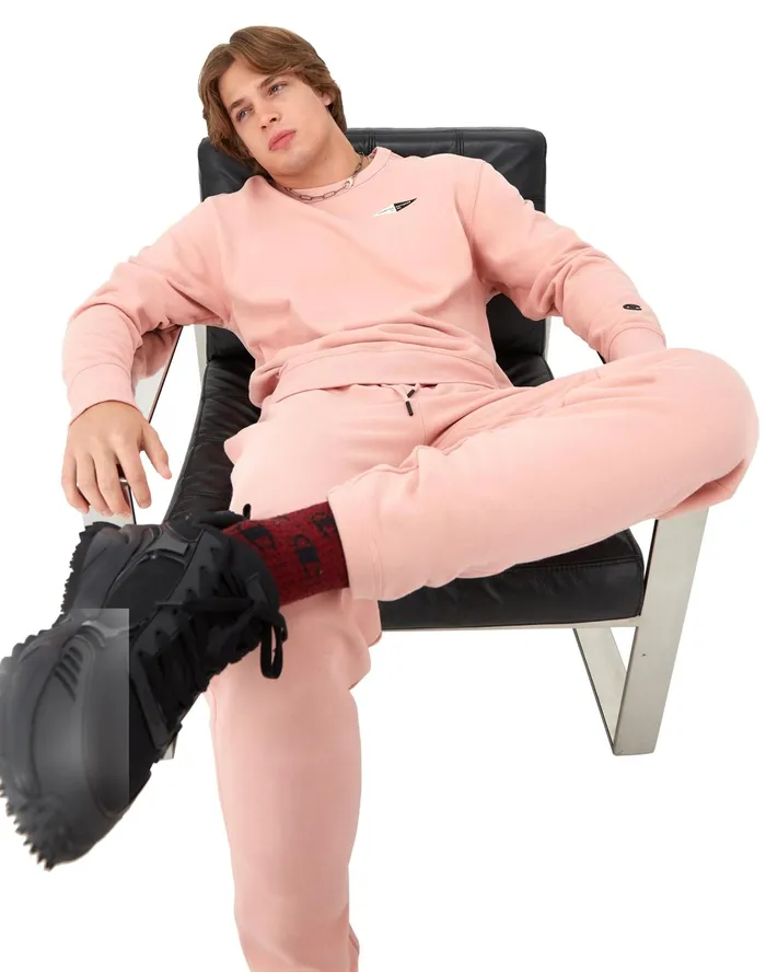 Premium Weave Crewneck Sweatshirt Double Pennant Graphic Pink Gleam Men Champion Hoodies and Sweatshirts