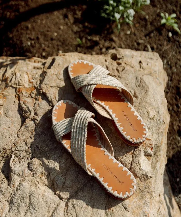 Sandals and Slides Women Jenni Kayne Raffia Crossover Sandal Natural