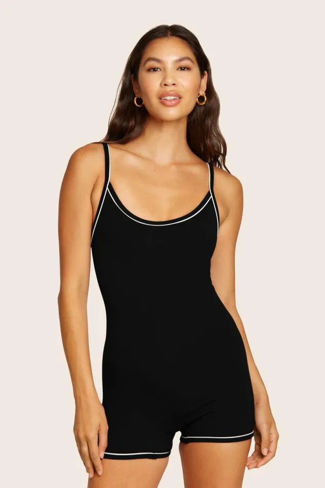 SET ACTIVE Activewear FORMCLOUD LINE SHORTYSUIT 8211 ORCA 8211 Women