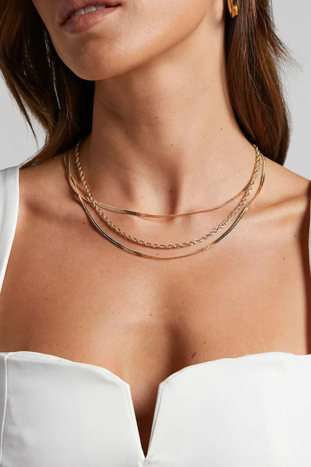 Shielou Layered Snake Chain Necklace In Gold Women Showpo Necklaces