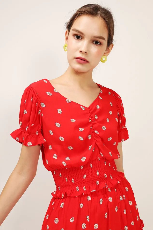 Storets Kelly Daisy Printed Smocked Top Women Shirts and Blouses