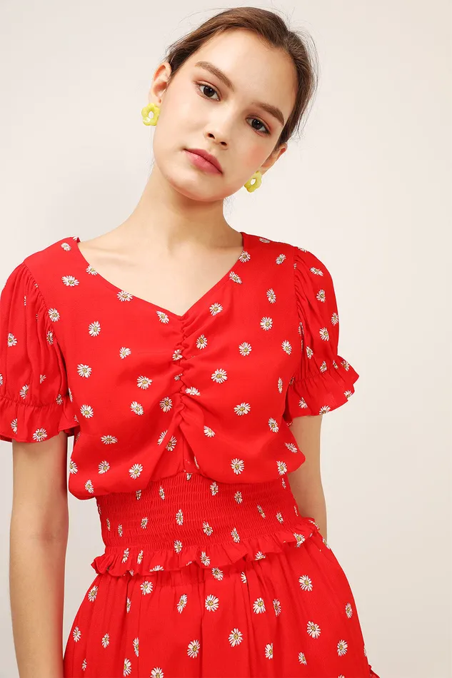 Storets Kelly Daisy Printed Smocked Top Women Shirts and Blouses