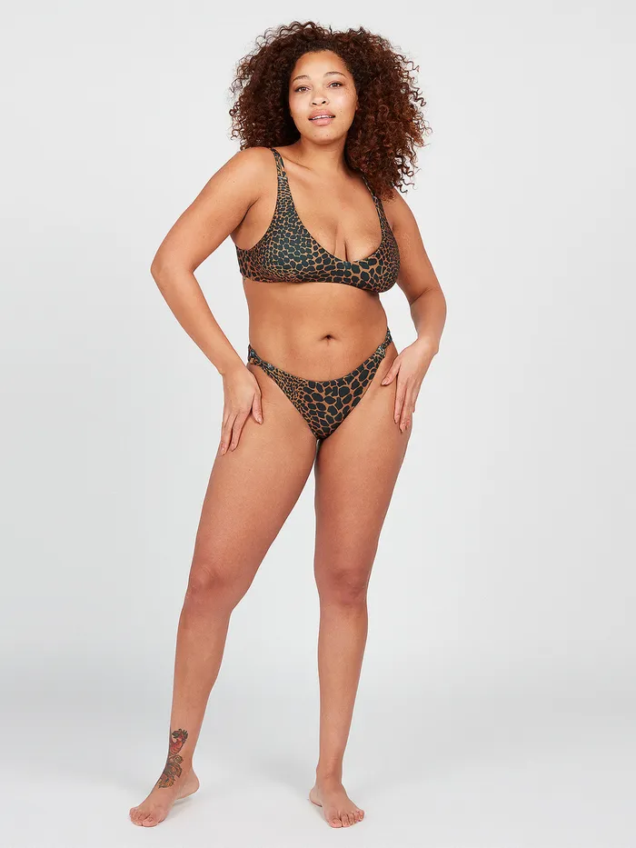 Volcom EcoTrue Swim Gone Wild V Neck Bikini Top 8211 Animal Print Animal Print 8211 Womens