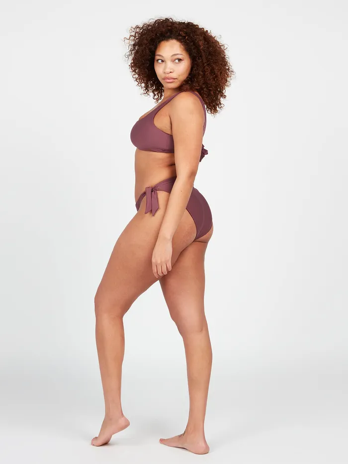 Volcom EcoTrue Swim Simply Seamless Hipster Plus Size Bikini Bottom 8211 Eggplant Eggplant 8211 Womens Volcom EcoTrue Swim Simply Seamless Hipster Plus Size Bikini Bottom 8211 Eggplant Eggplant 8211 Womens