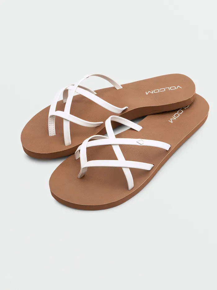 Volcom Sandals New School II Sandal 8211 White White 8211 Womens