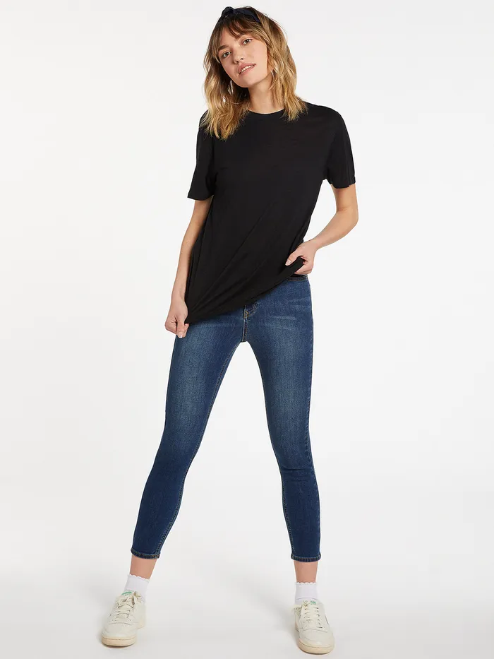 Volcom Tops Tern N Bern Short Sleeve Tee 8211 Black Black 8211 Womens
