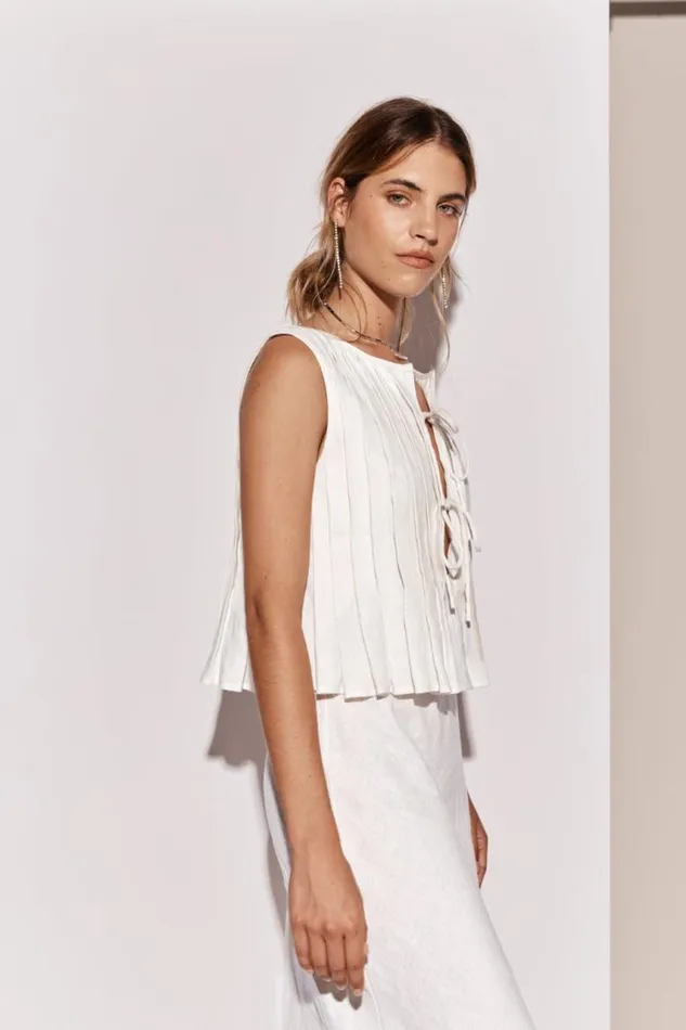 VRG GRL Valeria Linen Top White Women Sleeveless