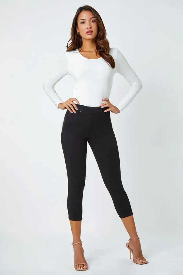 Women Black Elastic Waist Cropped Denim Jegging Roman Coords