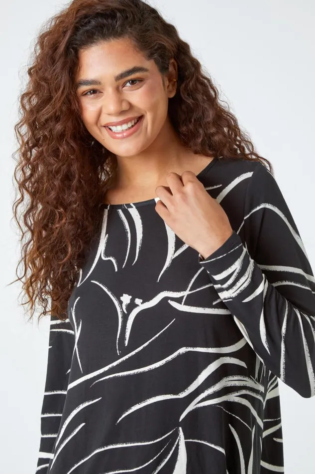 Women Black Leaf Print Chiffon Hem Stretch Top Roman Tops