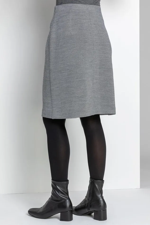 Women Black Two Tone Textured Elastic Waist Skirt Roman Skirts