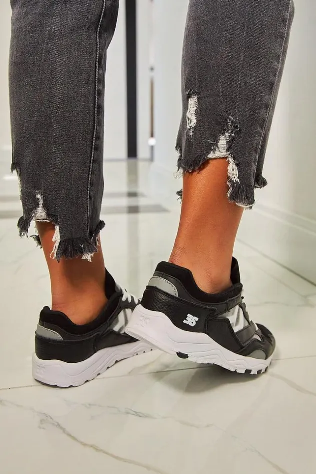 Women Edmonton 3s Leather Trainers In Black Hummel 8211 208367 Black Brentiny Paris Sneakers