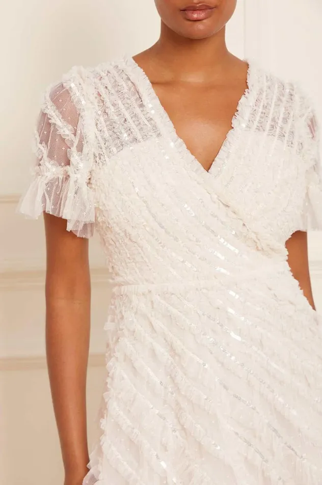 Women Embellished Dresses Needle and Thread Spiral Sequin VNeck Ankle Gown Champagne