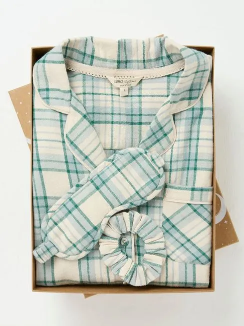 Women Fatface Pajamas and Nightwear Green Check Pyjama Set Women Fatface Pajamas and Nightwear Green Check Pyjama Set