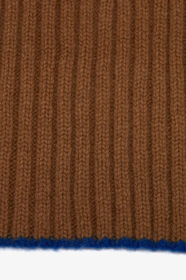 Women Gifts Victoria Beckham Logo Patch Scarf In Camel