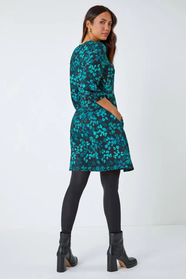 Women Green Animal Print Pocket Stretch Dress Roman Dresses