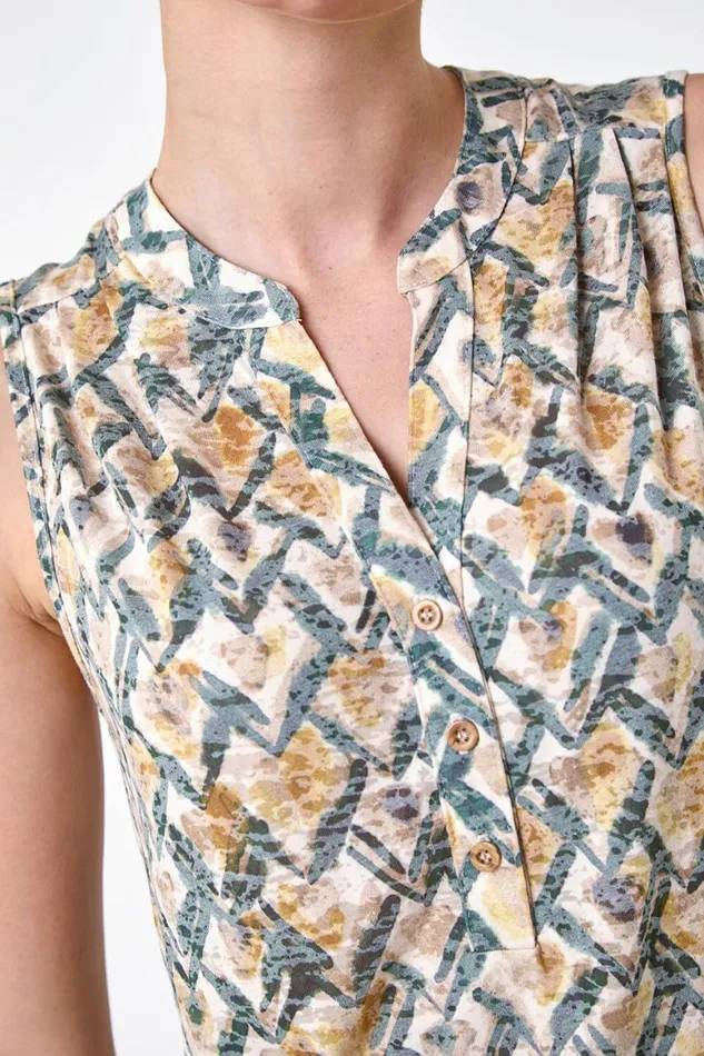 Women Green Geometric Print Button Sleeveless Top Roman Tops