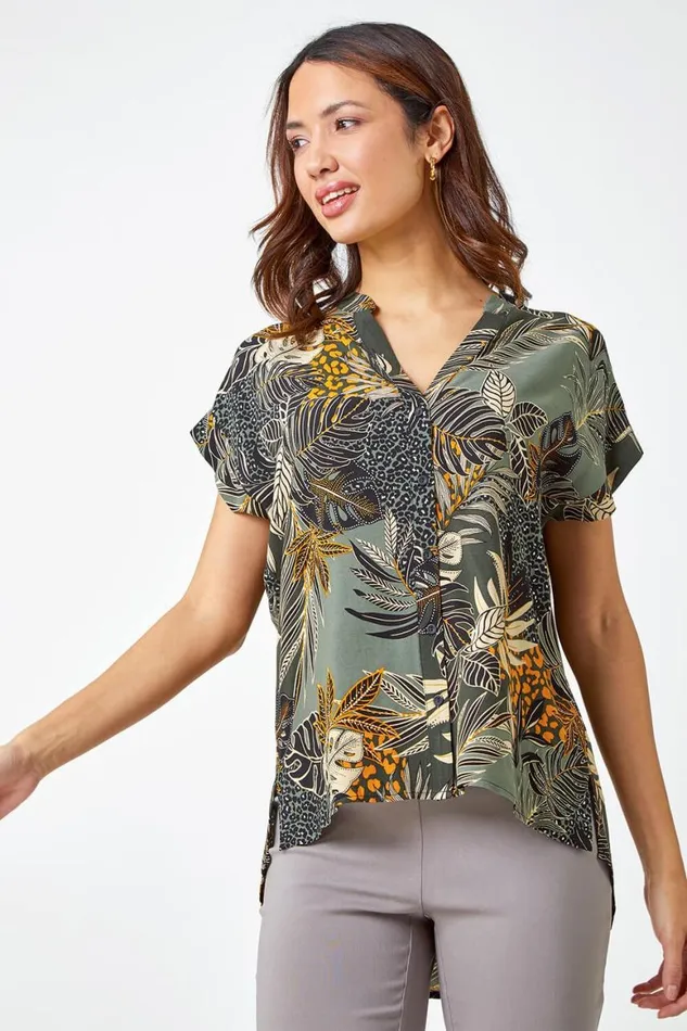 Women Green Leaf Print Relaxed Shirt Roman Tops