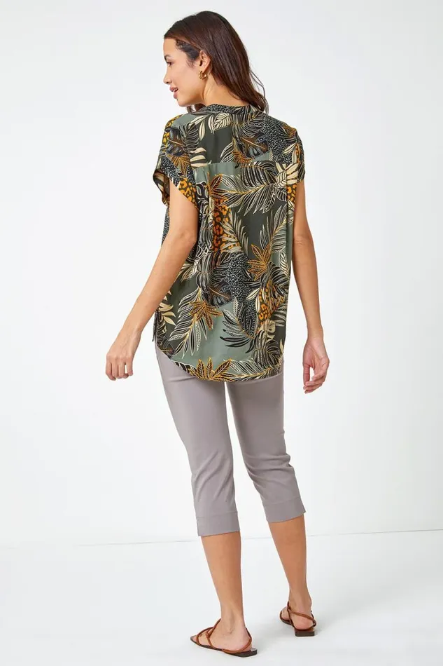 Women Green Leaf Print Relaxed Shirt Roman Tops
