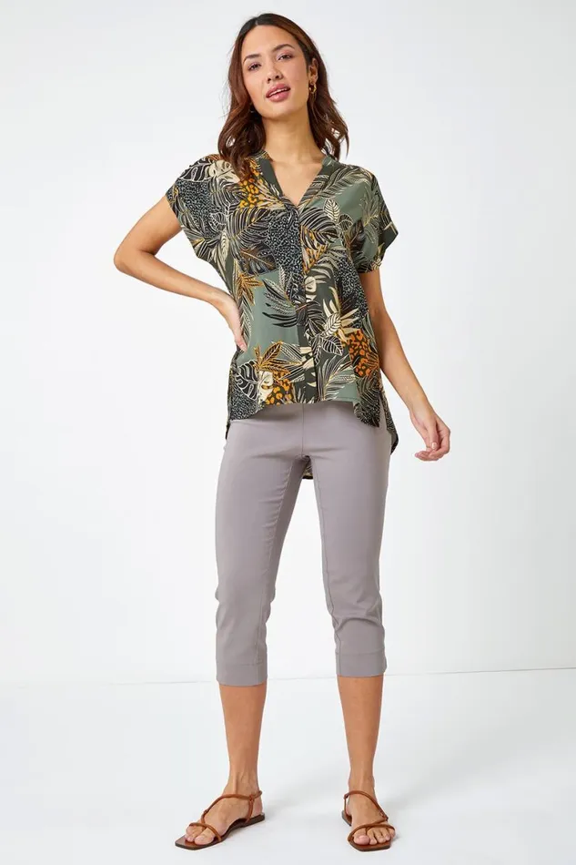 Women Green Leaf Print Relaxed Shirt Roman Tops